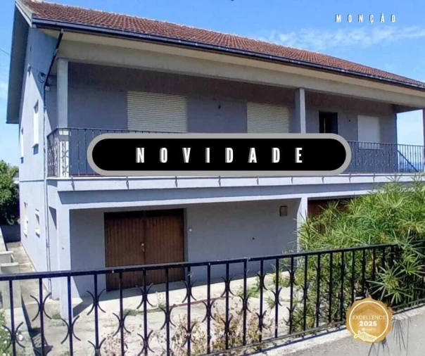 Moradia T5 para Venda em Bela Foto 1