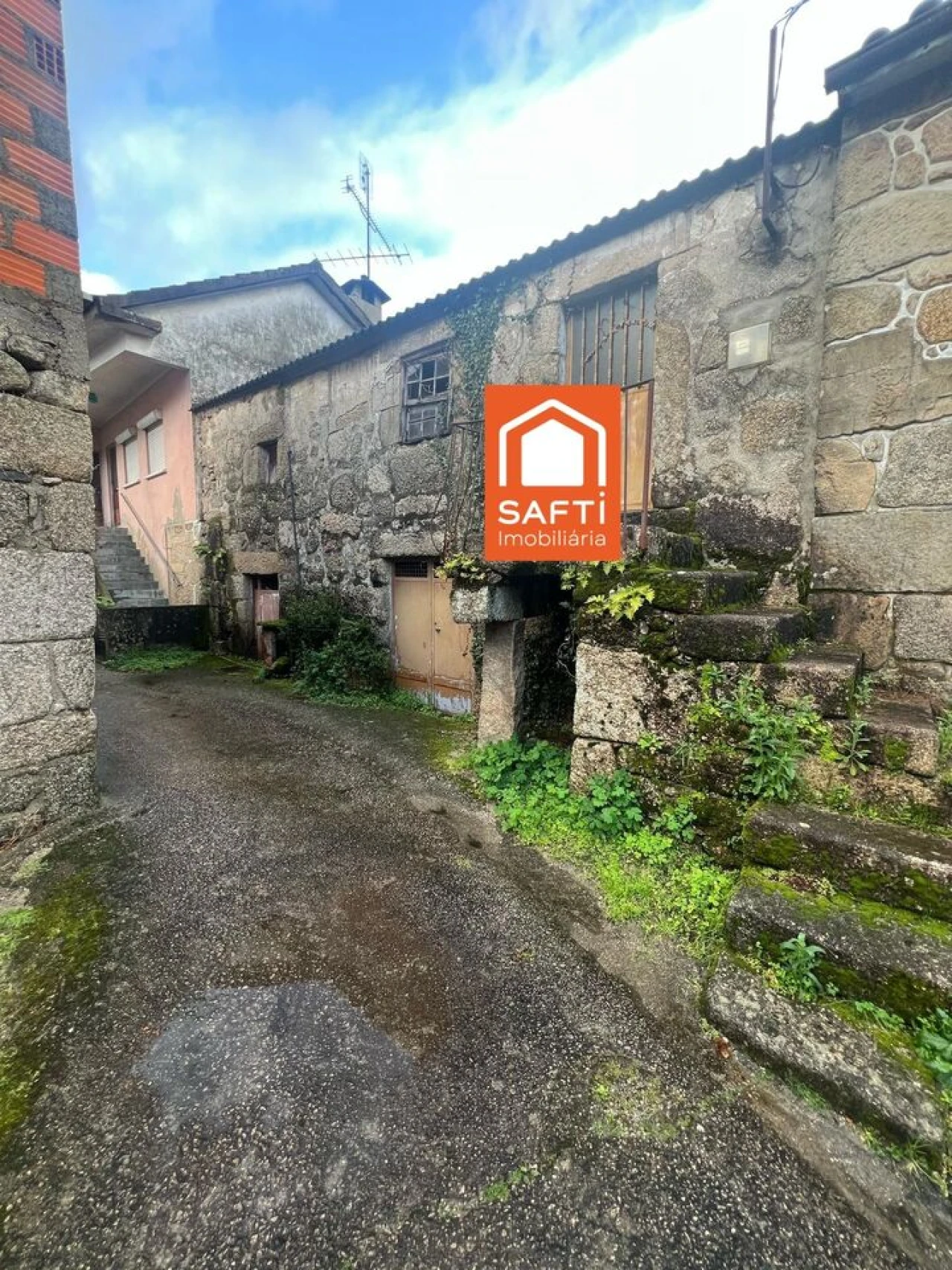 Moradia T2 para Venda em Pias Foto 1