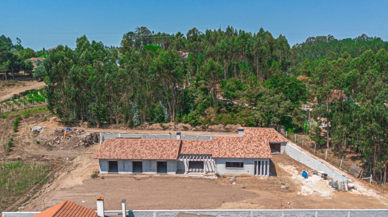 Moradia T4 para Venda em Pombal Foto 4