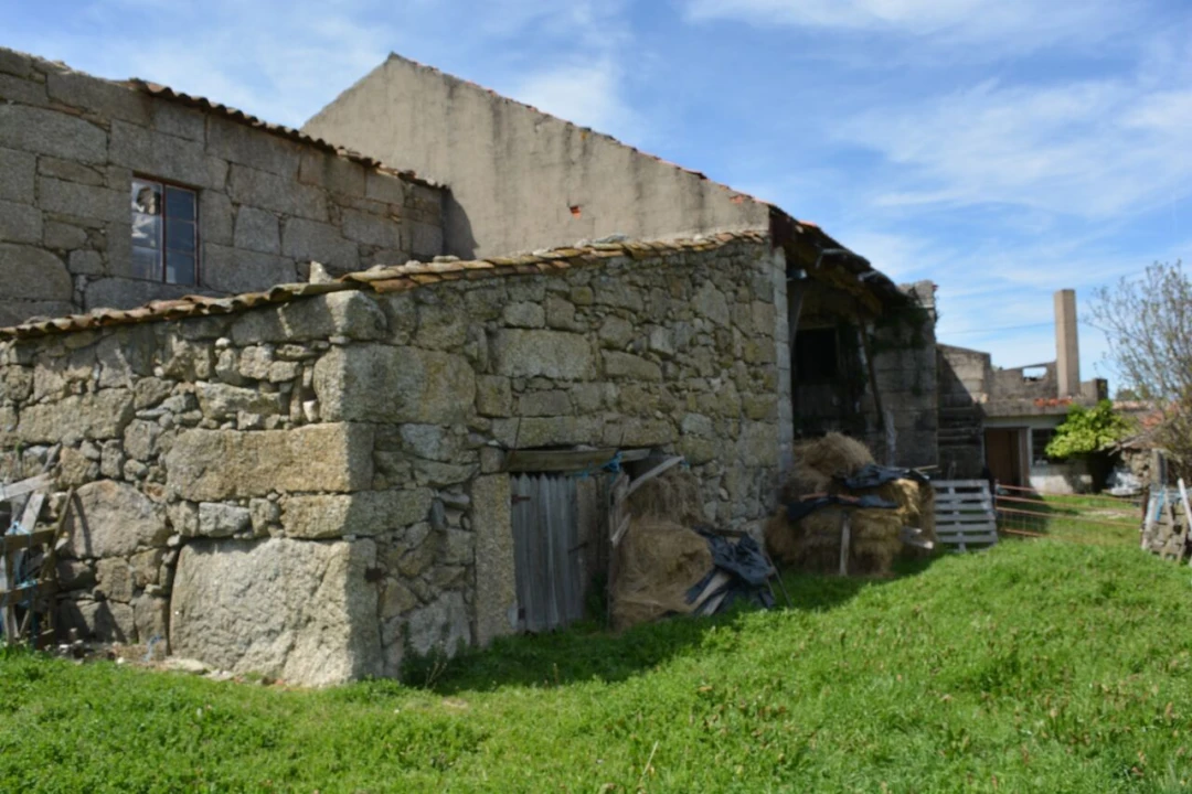 Moradia T4 para Venda em Casal de Cinza Foto 9