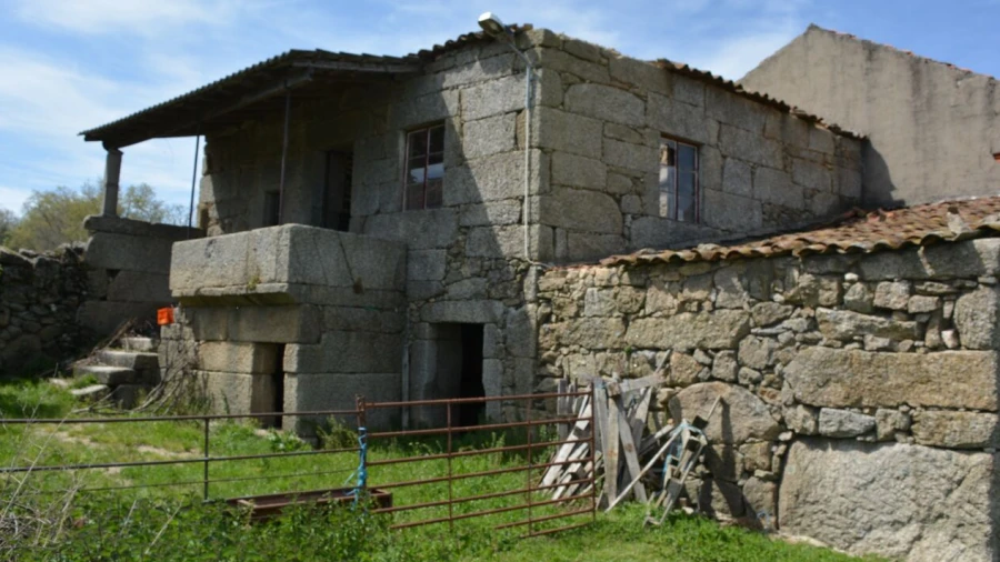 Moradia T4 para Venda em Casal de Cinza