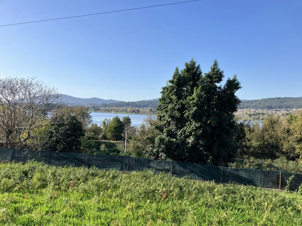 Terreno para Venda em Lanhelas Foto 1