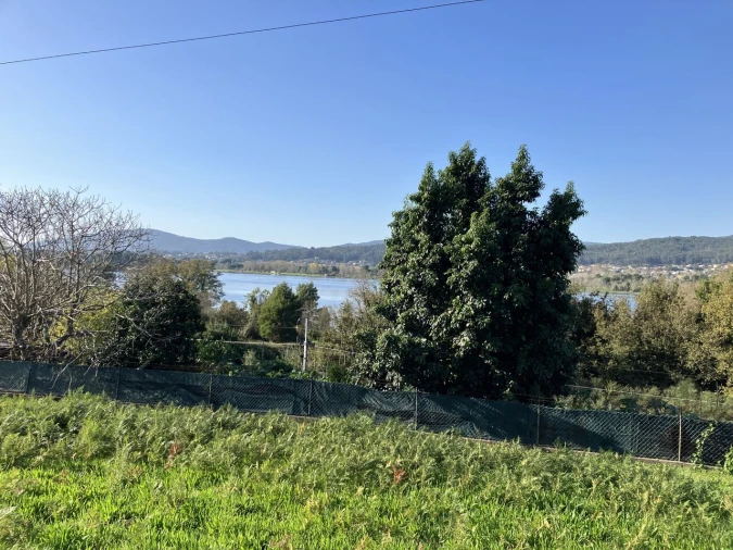 Terreno para Venda em Lanhelas Foto 1