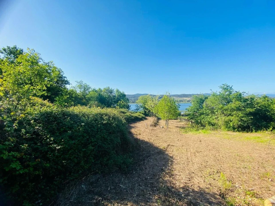 Terreno para Venda em Lanhelas Foto 3