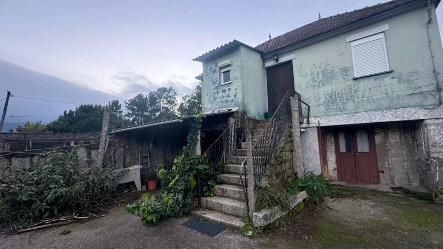 Moradia T3 para Venda em Moreira Foto 1