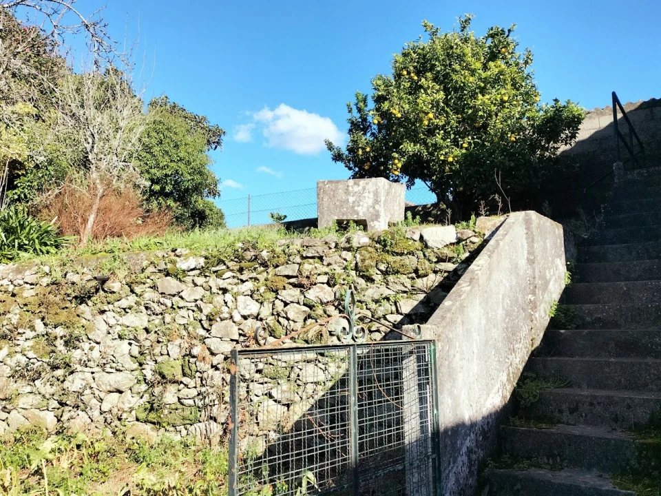 Moradia T2 para Venda em Cornes Foto 4