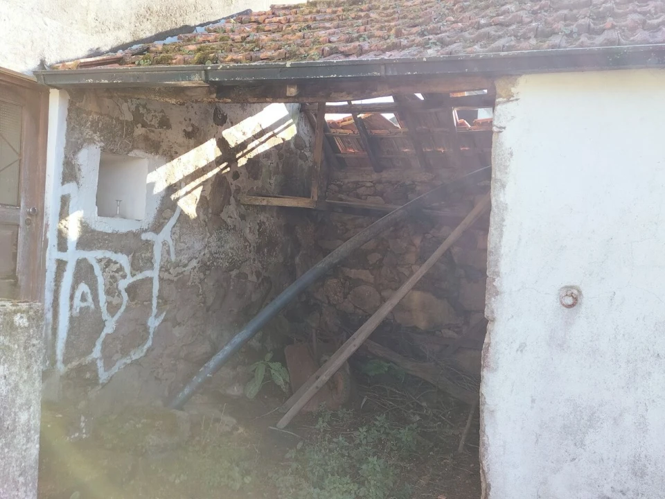 Moradia T2 para Venda em Cornes Foto 5