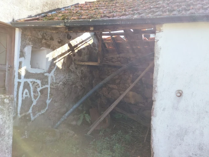 Moradia T2 para Venda em Cornes Foto 5