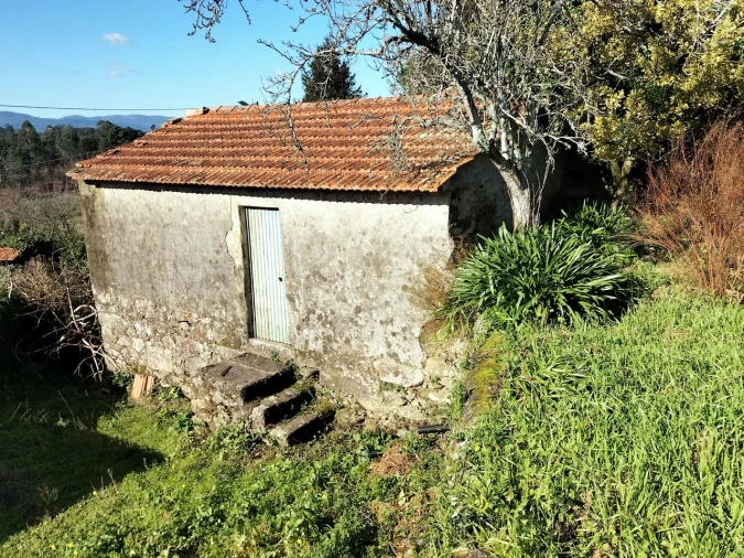 Moradia T2 para Venda em Cornes Foto 7