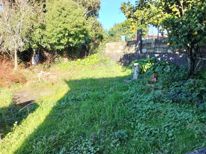 Moradia T2 para Venda em Cornes Foto 8