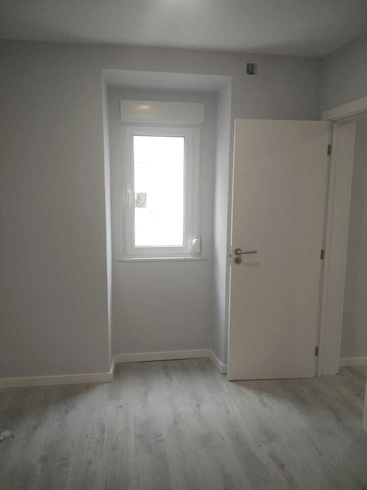 Apartamento T2 para Venda em Algés, Linda-A-Velha e Cruz Quebrada-Dafundo Foto 3