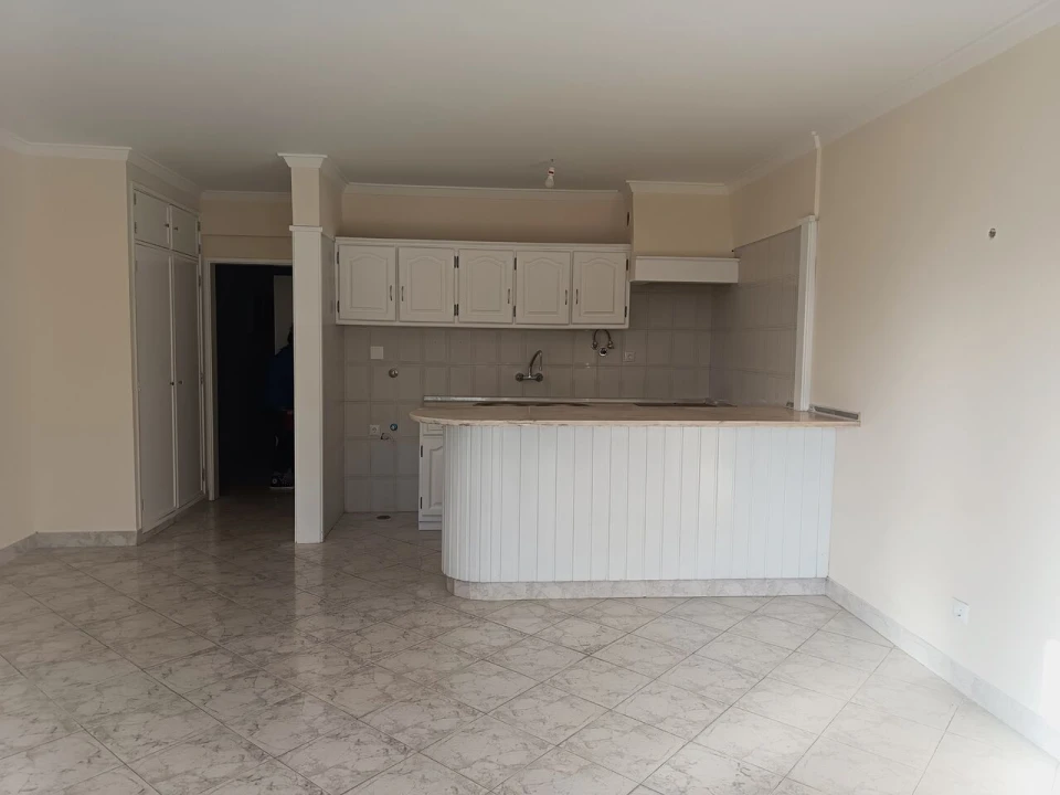 Apartamento T1 para Venda em São João das Lampas e Terrugem Foto 4