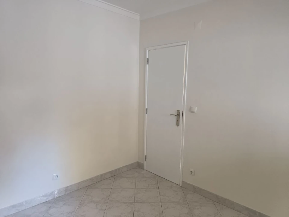 Apartamento T1 para Venda em São João das Lampas e Terrugem Foto 18