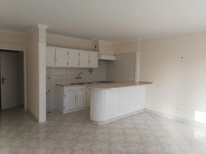 Apartamento T1 para Venda em São João das Lampas e Terrugem Foto 3