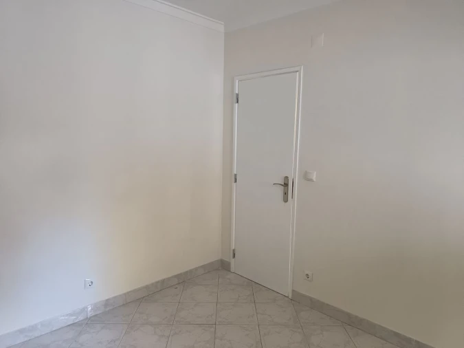 Apartamento T1 para Venda em São João das Lampas e Terrugem Foto 18