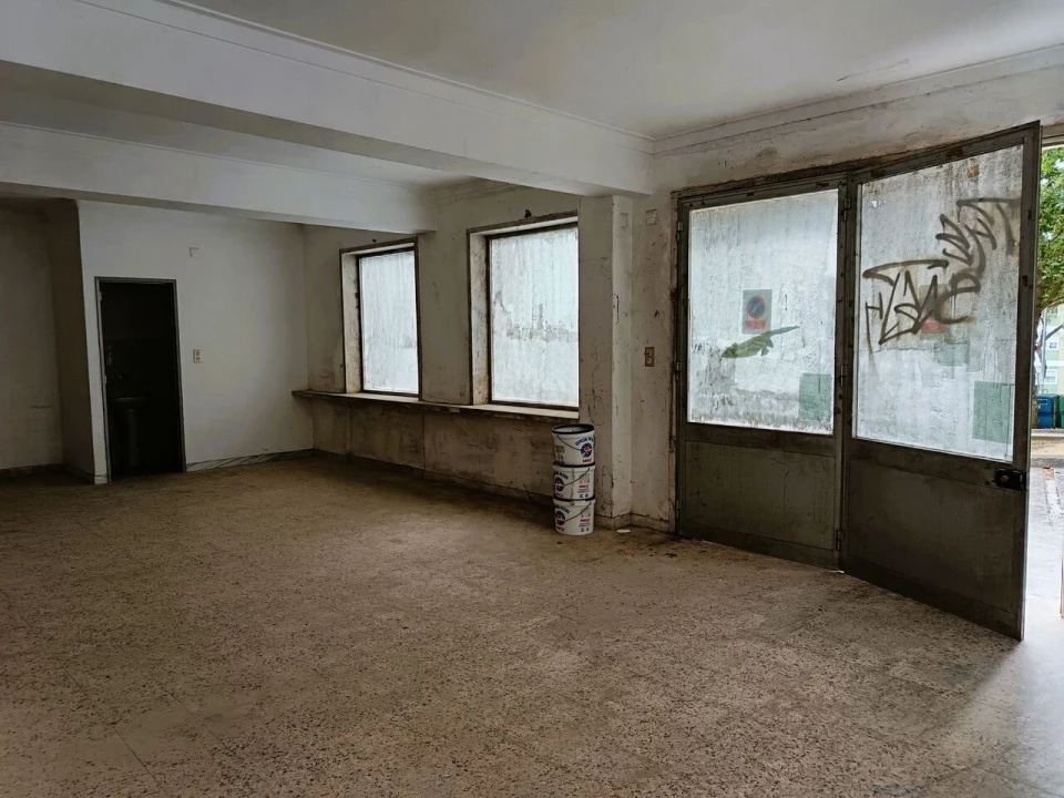 Loja para Arrendamento em Agualva e Mira-Sintra Foto 6