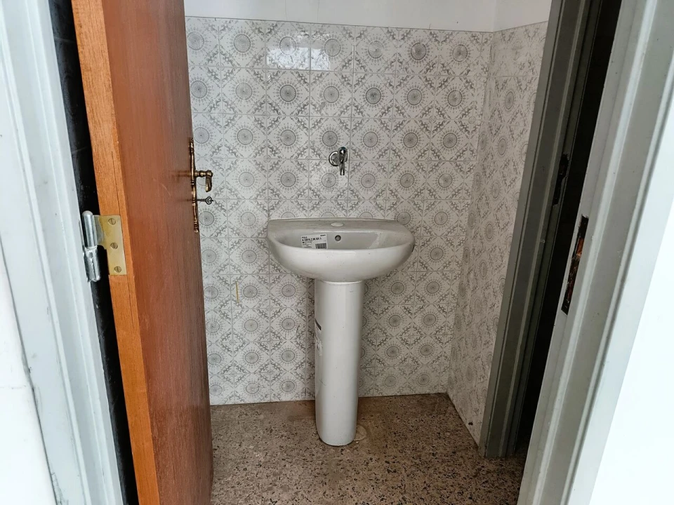 Loja para Arrendamento em Agualva e Mira-Sintra Foto 14