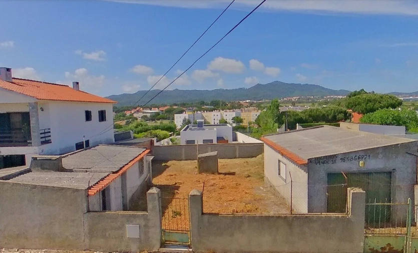 Terreno para Venda em Alcabideche Foto 2