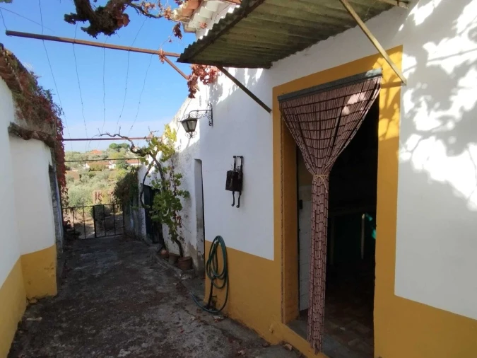 Quinta T2 para Venda em Mouriscas Foto 1