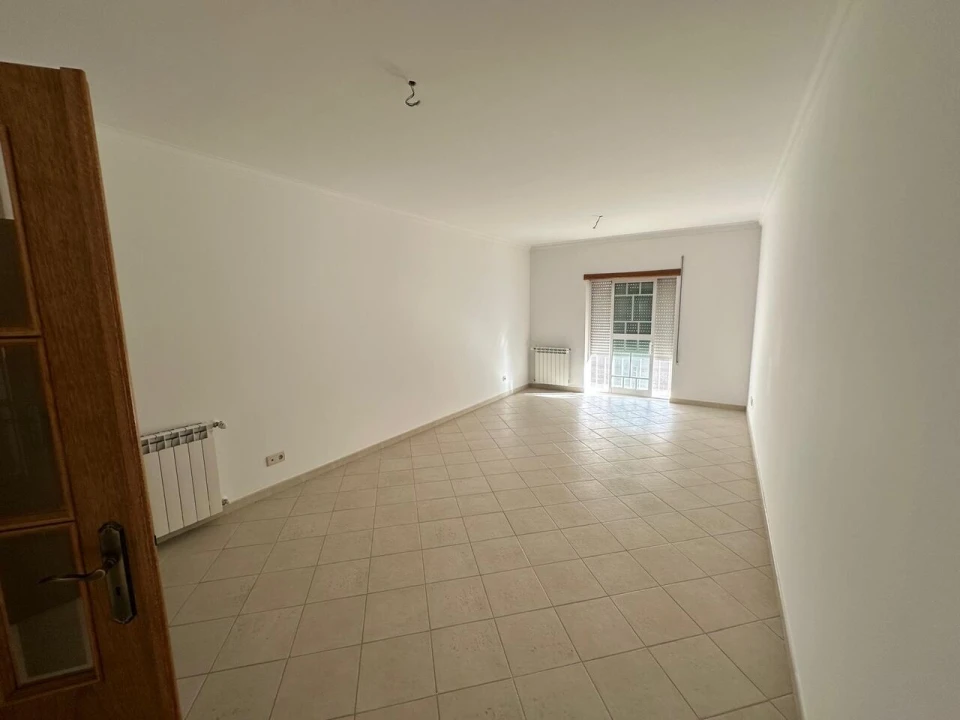 Apartamento T2 para Venda em São João Baptista Foto 6