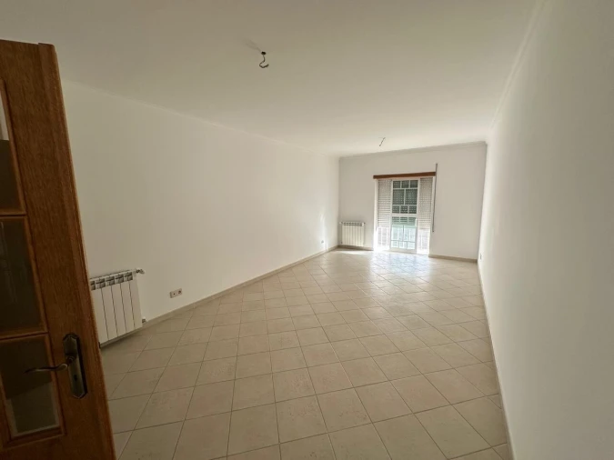 Apartamento T2 para Venda em São João Baptista Foto 6