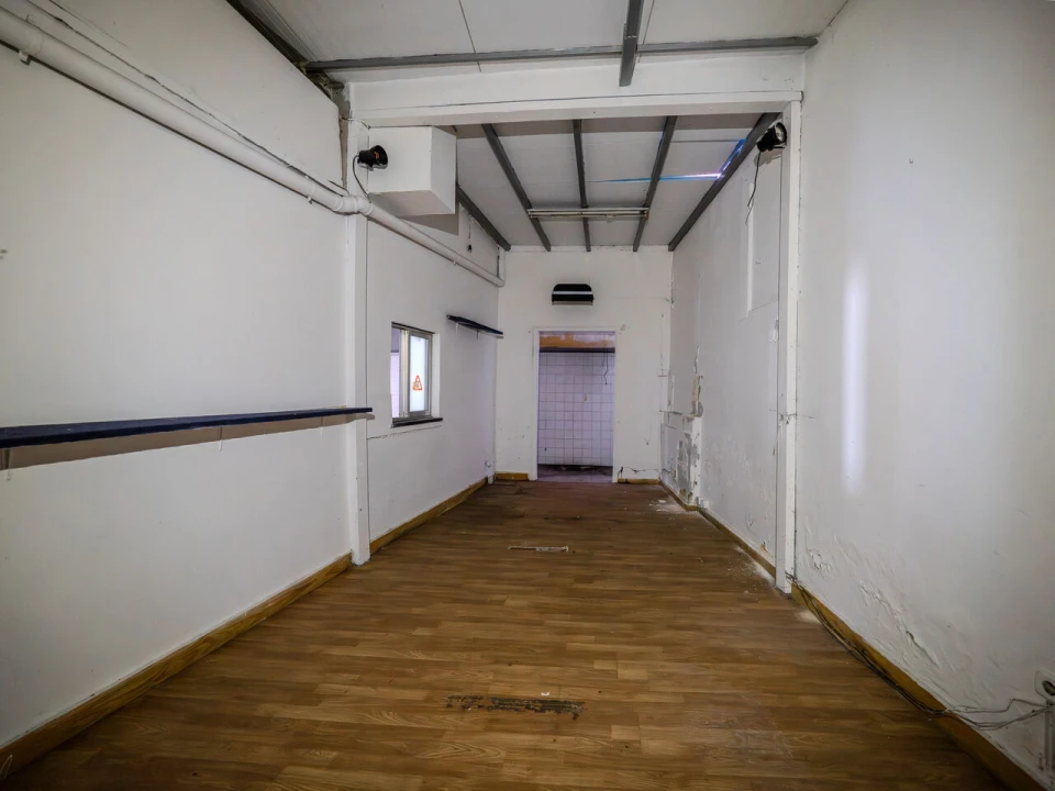 Loja para Venda em Marinha Grande Foto 13