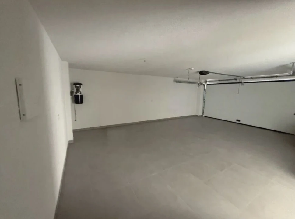 Moradia T4 para Venda em Corroios Foto 19