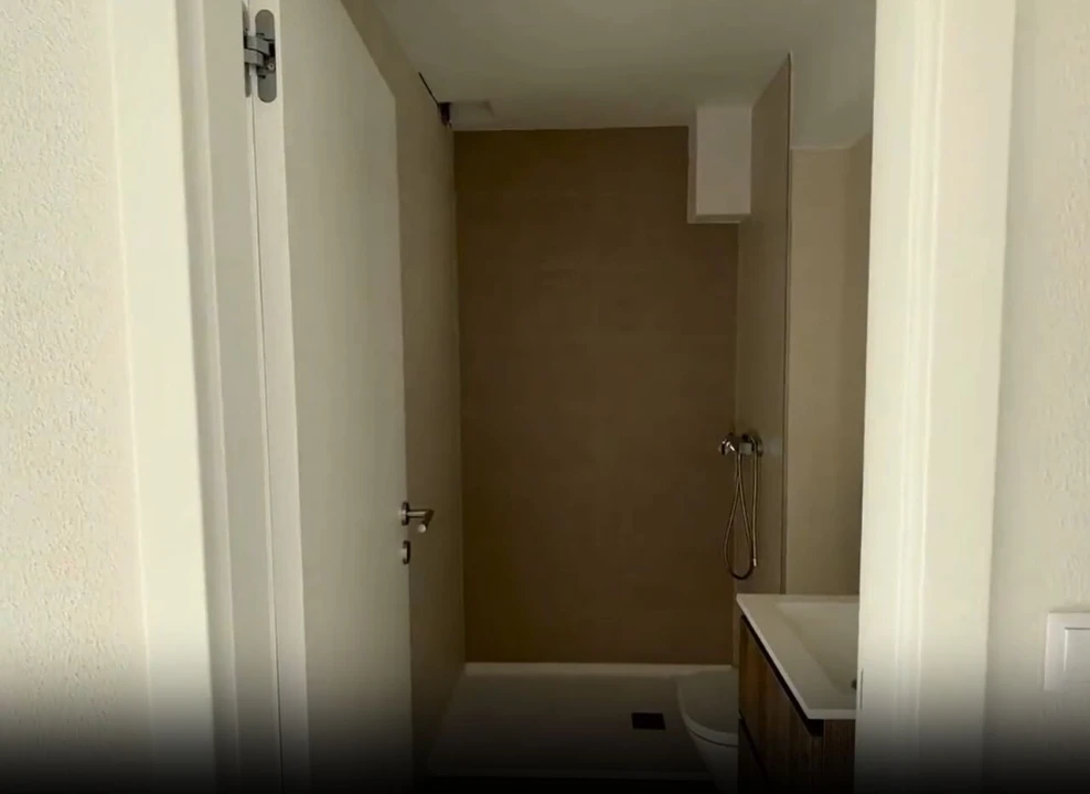 Moradia T4 para Venda em Corroios Foto 35