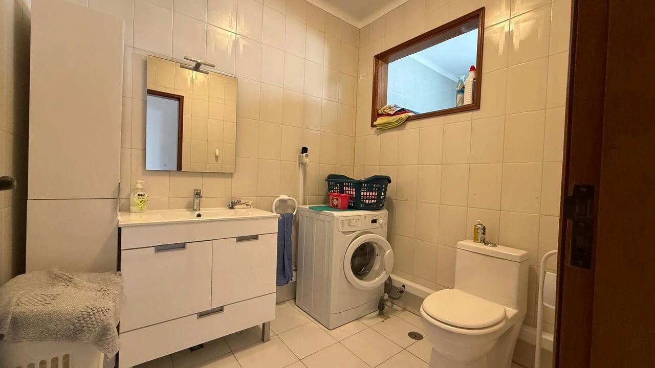 Apartamento T4 para Venda em Nazare Foto 10