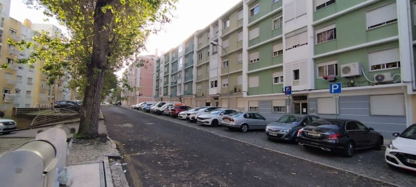 Apartamento T2 para Venda em Benfica