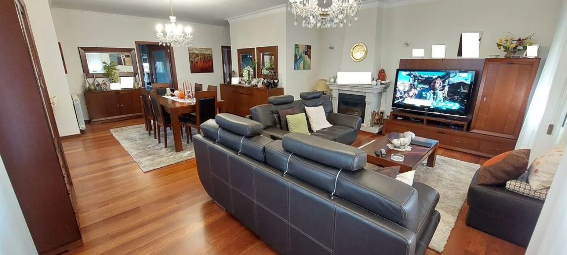 Moradia T6 para Venda em Paderne Foto 3