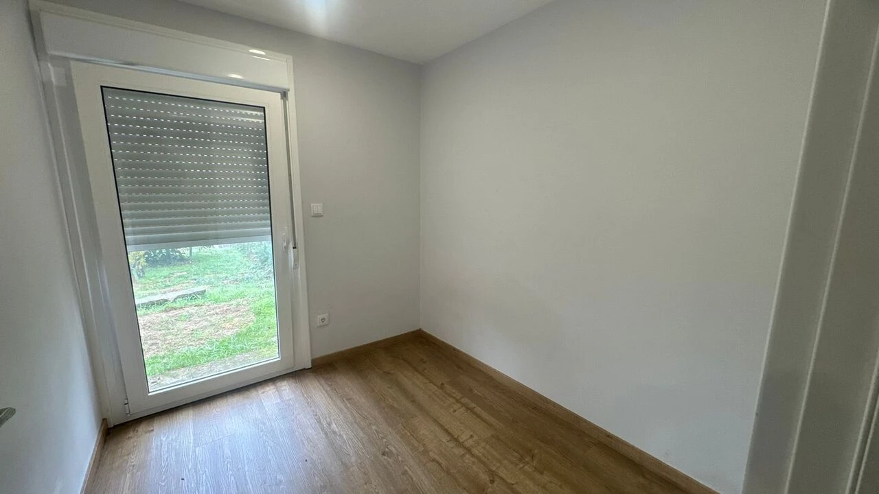 Moradia T2 para Venda em Pinheiros Foto 5