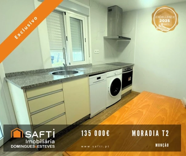 Moradia T2 para Venda em Pinheiros