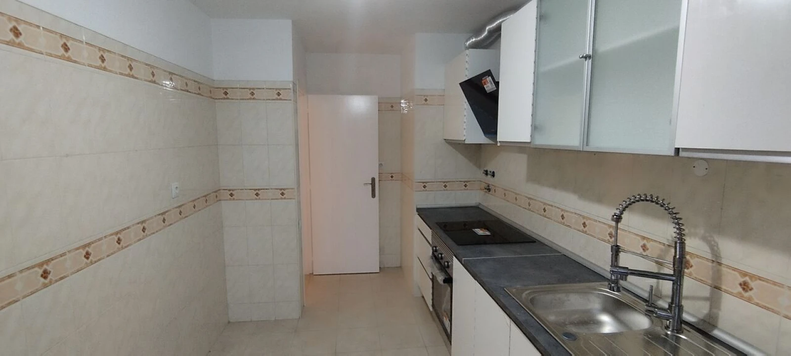 Apartamento T2 para Venda em Algueirão-Mem Martins Foto 5