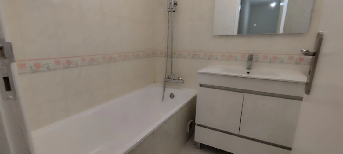 Apartamento T2 para Venda em Algueirão-Mem Martins Foto 9