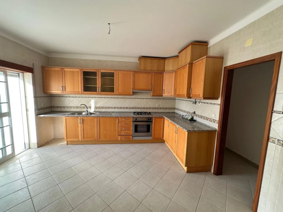 Apartamento T1 para Venda em São João Baptista Foto 2