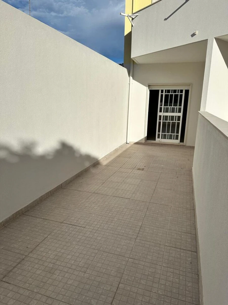 Apartamento T1 para Venda em São João Baptista Foto 3