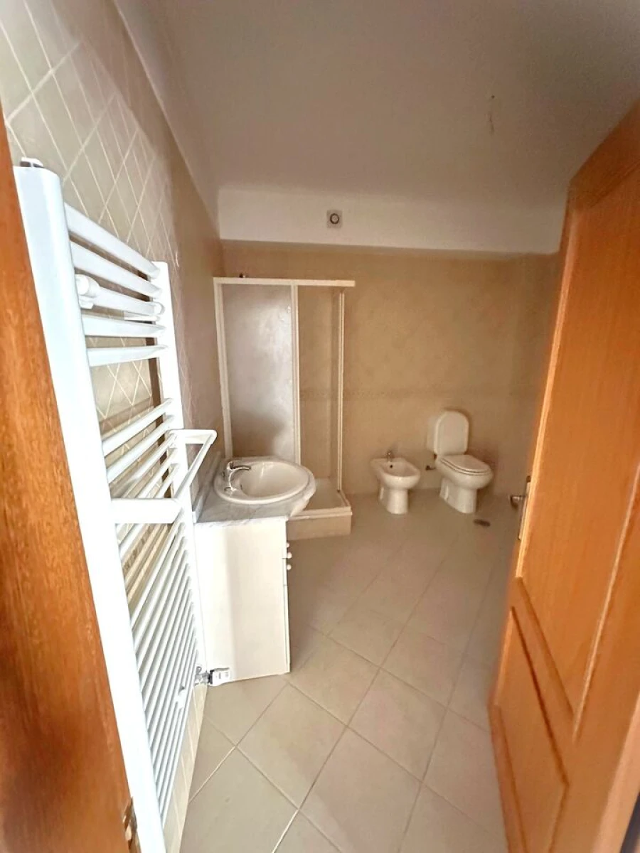 Apartamento T1 para Venda em São João Baptista Foto 8