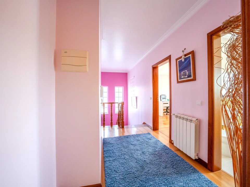 Moradia T4 para Venda em Maiorca Foto 13