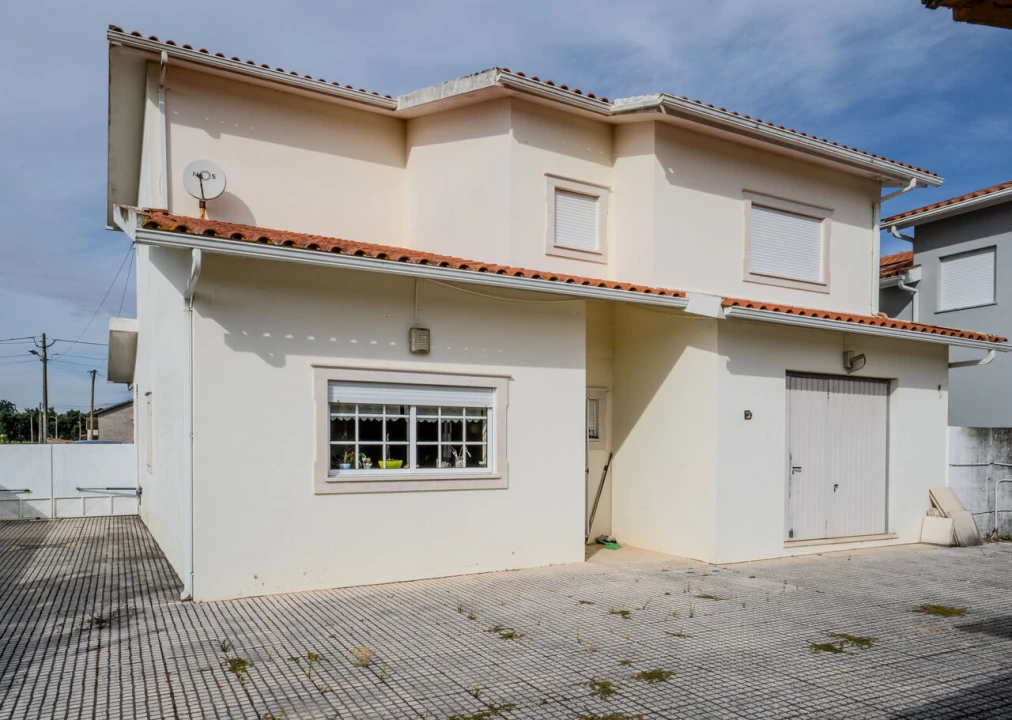 Moradia T4 para Venda em Maiorca Foto 18