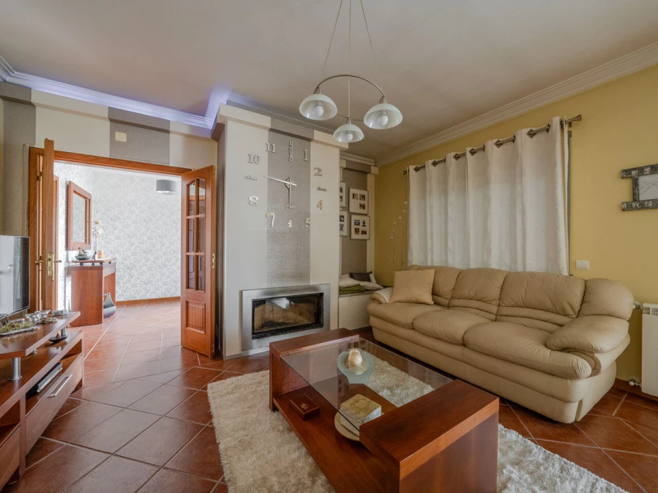 Moradia T4 para Venda em Maiorca Foto 30