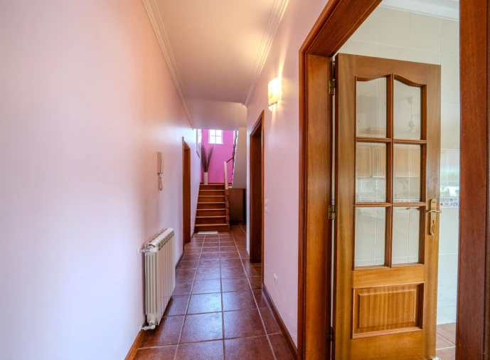 Moradia T4 para Venda em Maiorca Foto 9