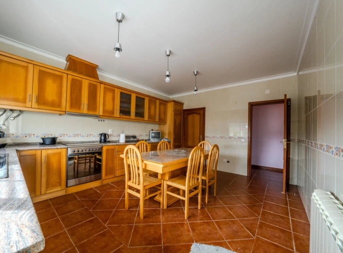 Moradia T4 para Venda em Maiorca Foto 17