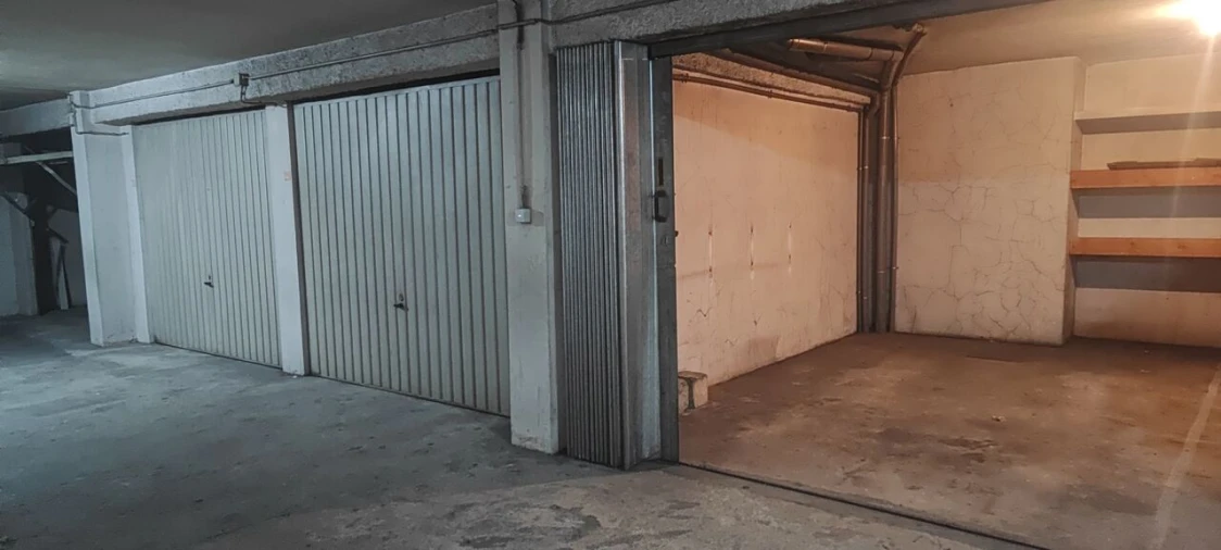 Garagem para Venda em São Vitor (Braga) Foto 2