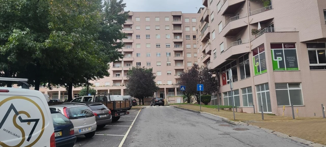 Garagem para Venda em São Vitor (Braga) Foto 8