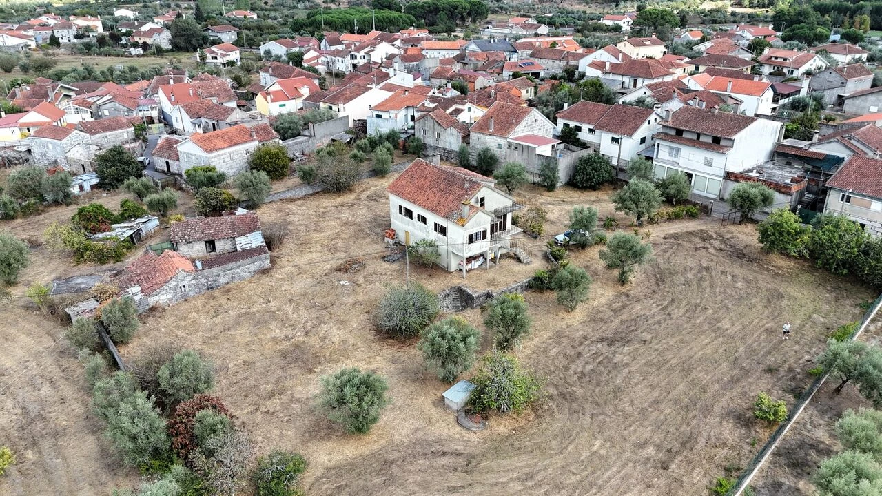 Moradia T3 para Venda em Lapa do Lobo Foto 17