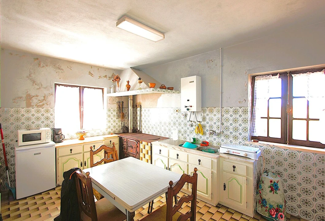 Moradia T3 para Venda em Lapa do Lobo Foto 19