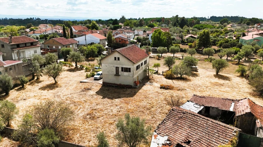 Moradia T3 para Venda em Lapa do Lobo Foto 7