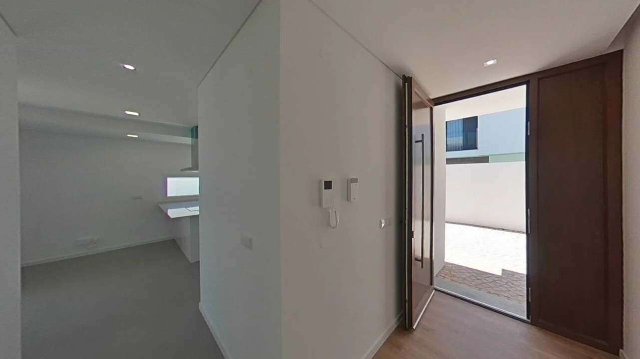 Moradia T5 para Venda em Nossa Sra de Fatima Foto 14