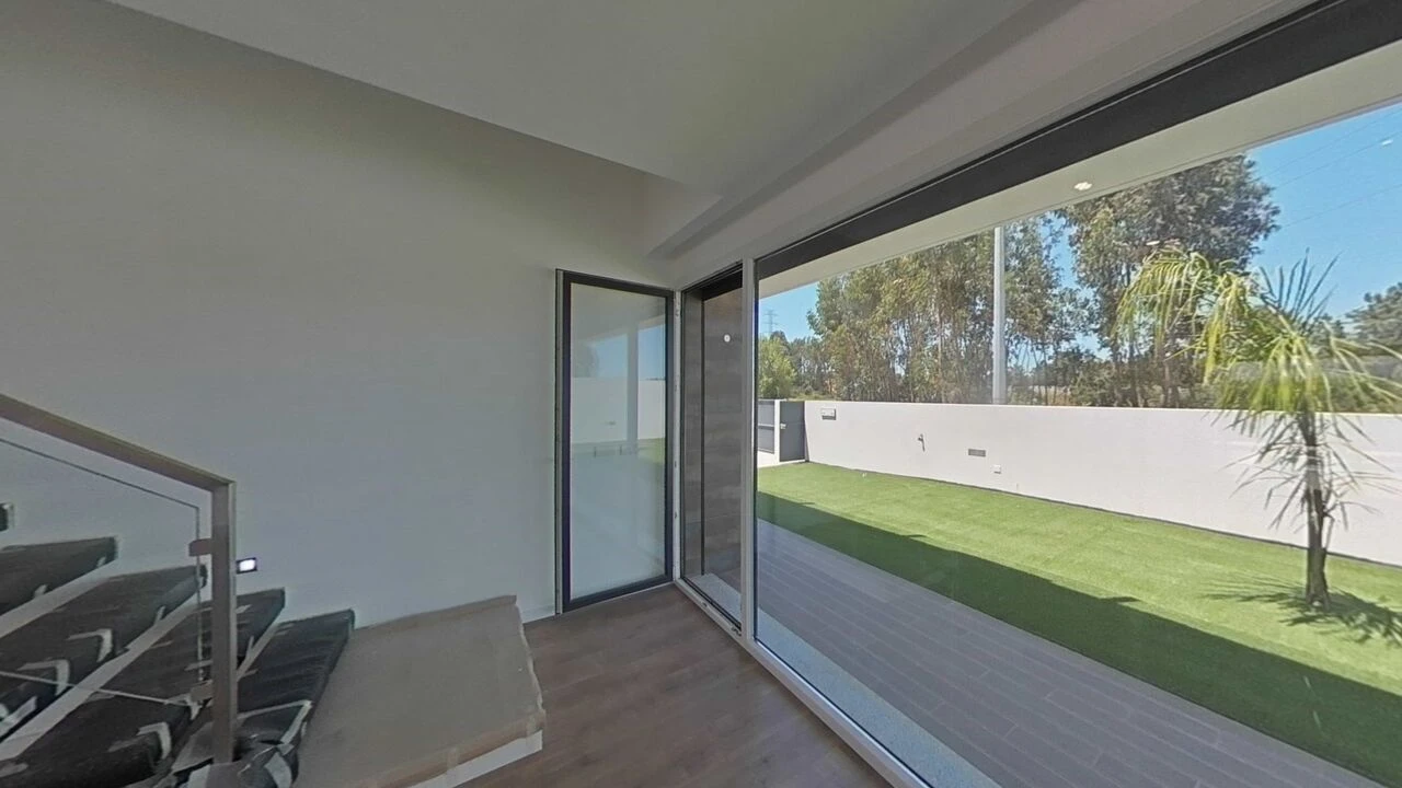 Moradia T5 para Venda em Nossa Sra de Fatima Foto 33